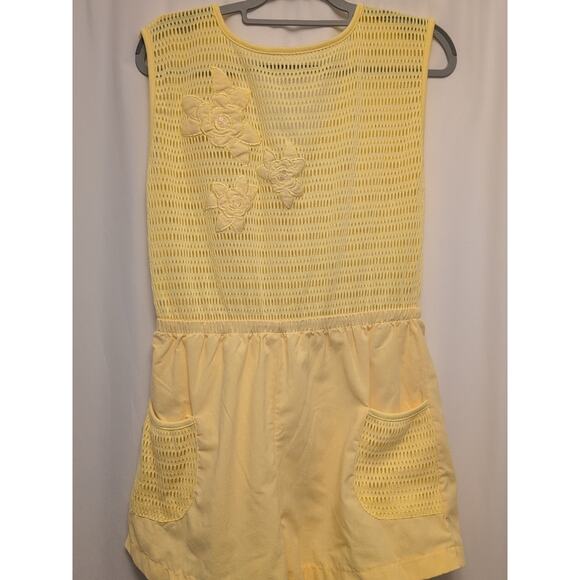 80s womens vtg L here's a hug yellow shorts jumper floral accent - Picture 2 of 13